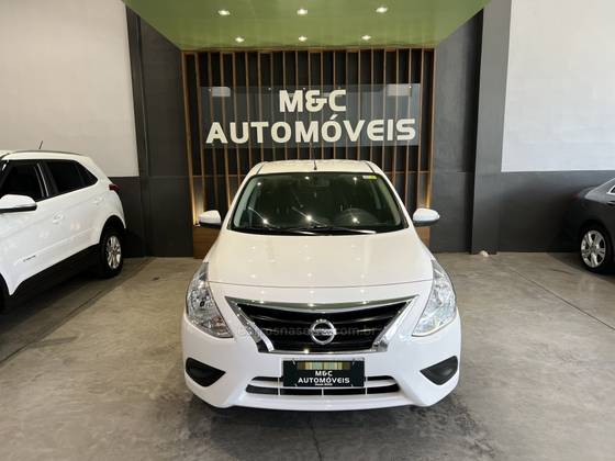 NISSAN VERSA 1.6 16V FLEXSTART SV 4P MANUAL NISSAN VERSA 1.6 16V FLEXSTART SV 4P MANUAL